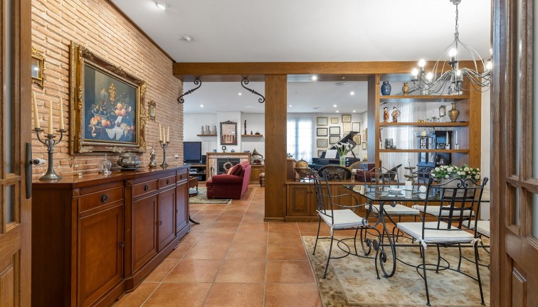 Jälleenmyynti - Erillistalo - Torrevieja - La veleta