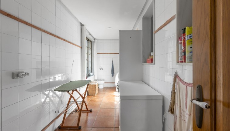 Jälleenmyynti - Erillistalo - Torrevieja - La veleta