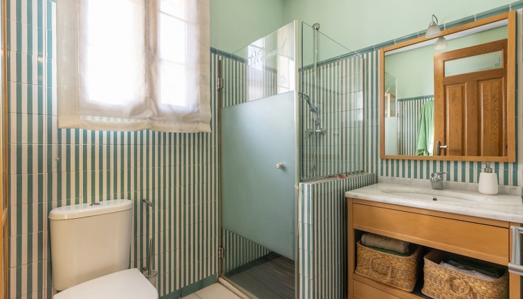 Jälleenmyynti - Erillistalo - Torrevieja - La veleta