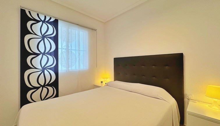 Reventa - Apartamento / piso - Torrevieja - LA MATA