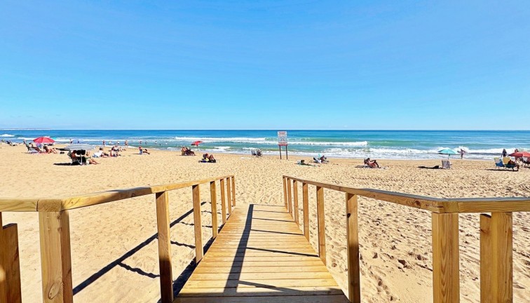 Reventa - Apartamento / piso - Torrevieja - LA MATA