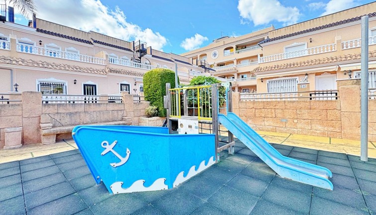 Resale - Semi-Detached - Orihuela Costa - Villamartín