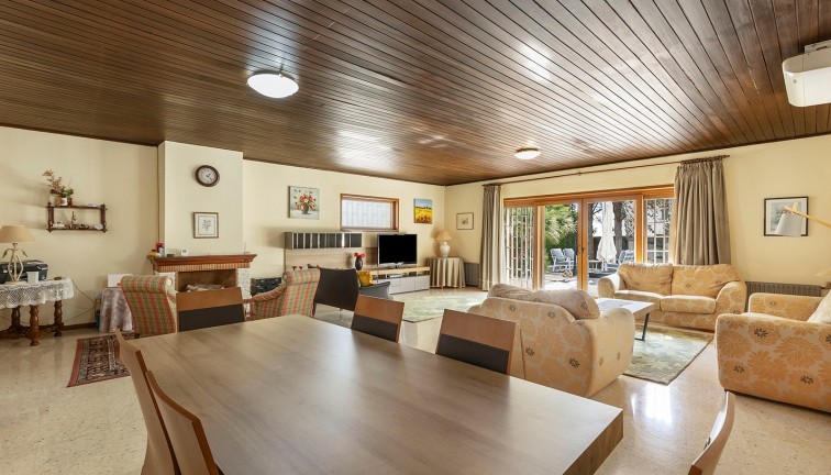 Resale - Chalet - Orihuela Costa - Villamartín