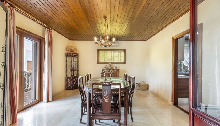 Resale - Chalet - Orihuela Costa - Villamartín