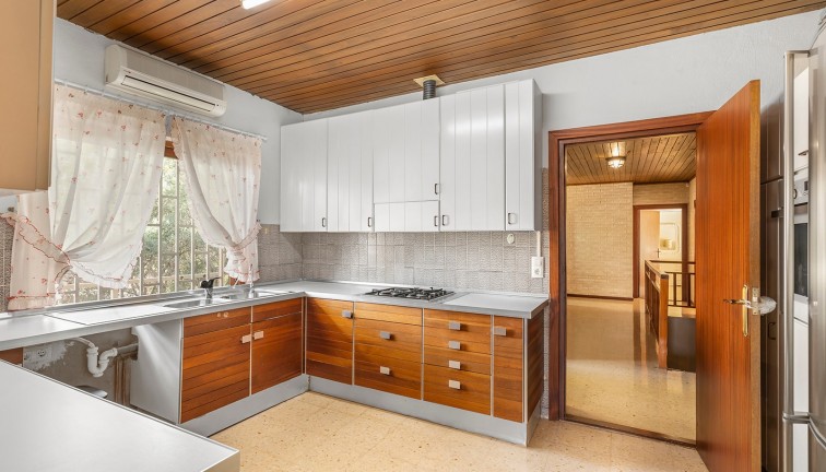 Resale - Chalet - Orihuela Costa - Villamartín