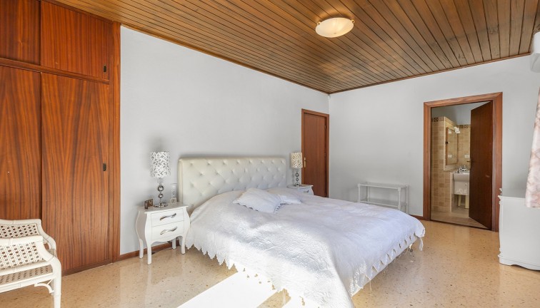 Resale - Chalet - Orihuela Costa - Villamartín
