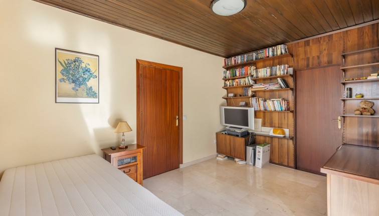 Resale - Chalet - Orihuela Costa - Villamartín