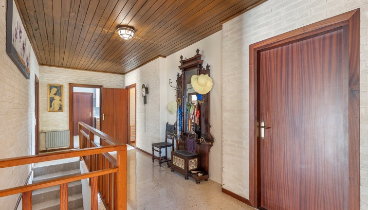 Resale - Chalet - Orihuela Costa - Villamartín