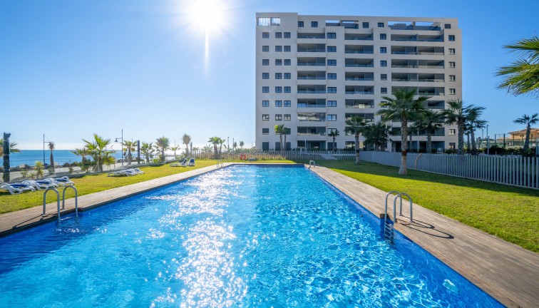 Resale - Apartment - Top Floor Apartment - Torrevieja - Punta Prima