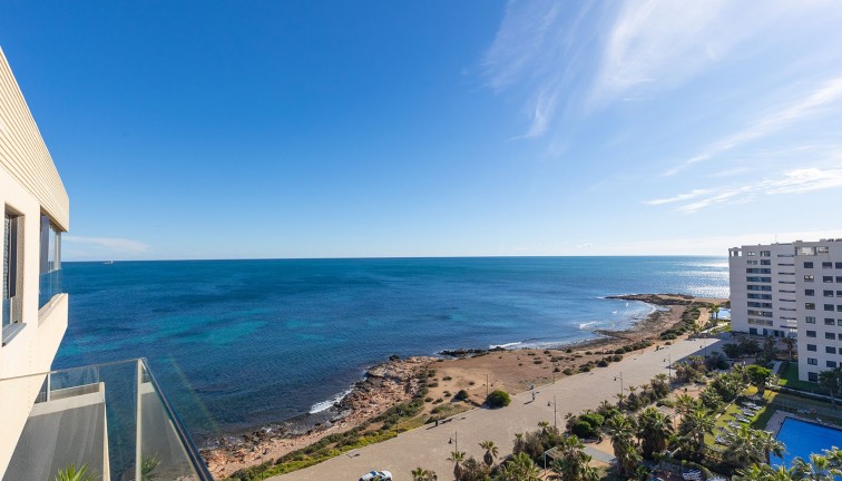 Resale - Apartment - Top Floor Apartment - Torrevieja - Punta Prima