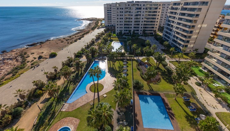 Resale - Apartment - Top Floor Apartment - Torrevieja - Punta Prima