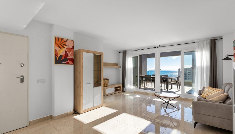 Resale - Apartment - Top Floor Apartment - Torrevieja - Punta Prima