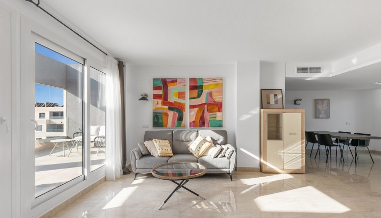 Resale - Apartment - Top Floor Apartment - Torrevieja - Punta Prima