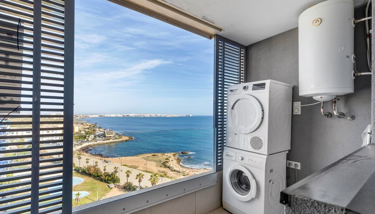 Resale - Apartment - Top Floor Apartment - Torrevieja - Punta Prima