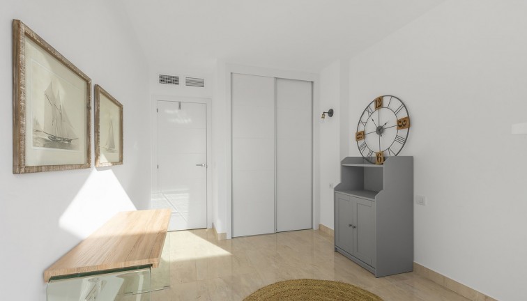 Resale - Apartment - Top Floor Apartment - Torrevieja - Punta Prima