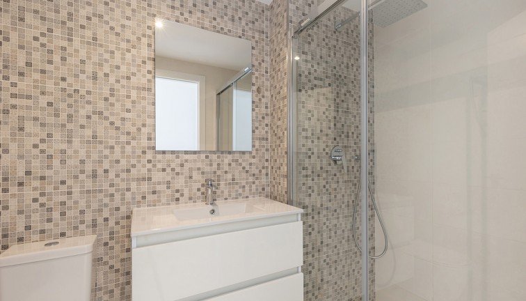 Resale - Apartment - Top Floor Apartment - Torrevieja - Punta Prima