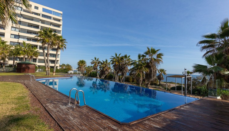 Resale - Apartment - Top Floor Apartment - Torrevieja - Punta Prima