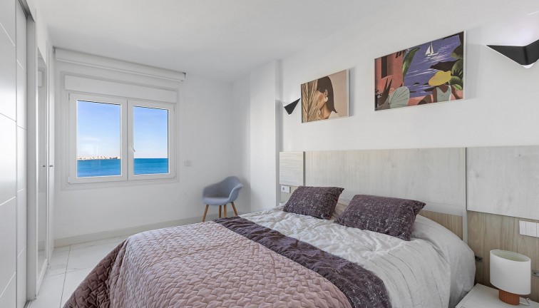Resale - Apartment - Torrevieja - Punta Prima