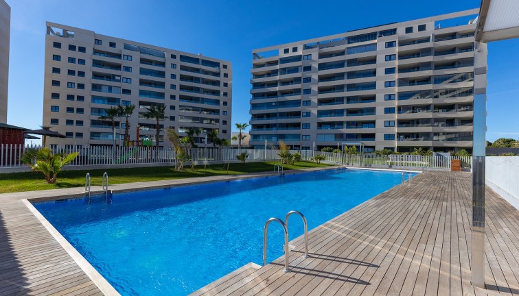 Resale - Apartment - Torrevieja - Punta Prima