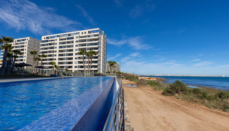 Resale - Apartment - Torrevieja - Punta Prima