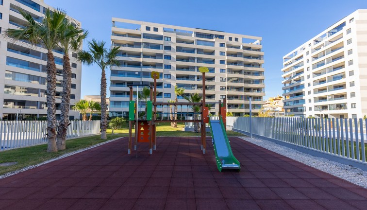 Resale - Apartment - Torrevieja - Punta Prima