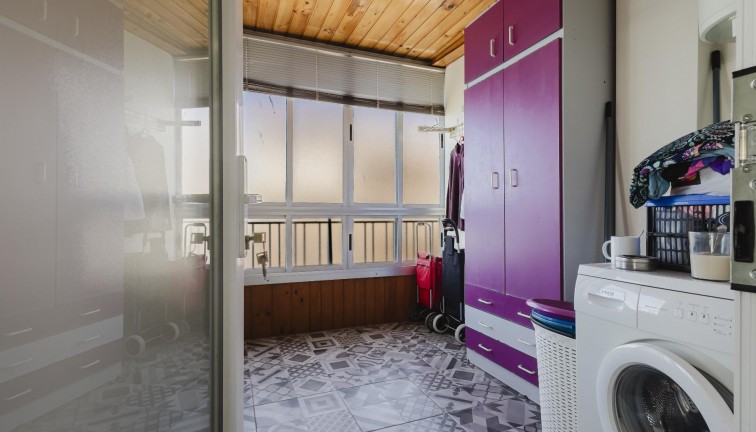 Jälleenmyynti - Asunto - Torrevieja - Acequion