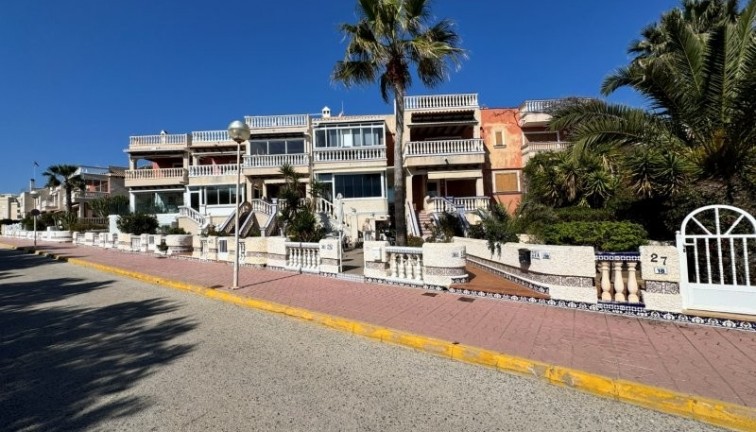 Reventa - Apartamento dúplex - Guardamar del Segura