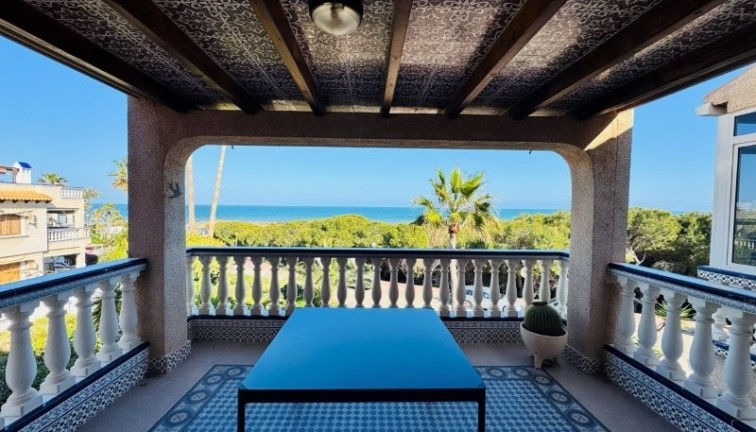 Reventa - Apartamento dúplex - Guardamar del Segura
