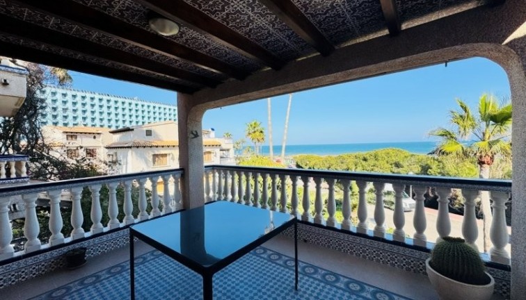 Reventa - Apartamento dúplex - Guardamar del Segura