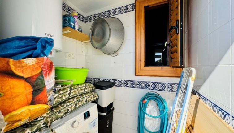 Reventa - Apartamento dúplex - Guardamar del Segura