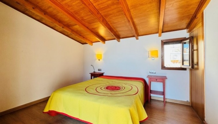Reventa - Apartamento dúplex - Guardamar del Segura
