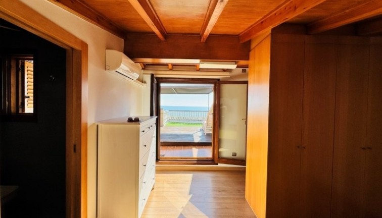 Reventa - Apartamento dúplex - Guardamar del Segura