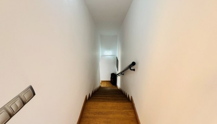 Reventa - Apartamento dúplex - Guardamar del Segura