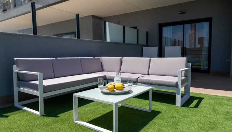 Uudistuotanto - Asunto - Santa Pola - Gran Alacant