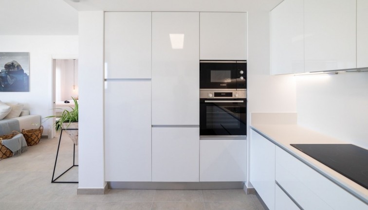 Uudistuotanto - Asunto - Santa Pola - Gran Alacant