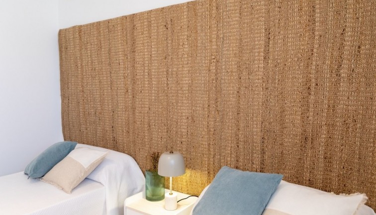 Uudistuotanto - Asunto - Santa Pola - Gran Alacant