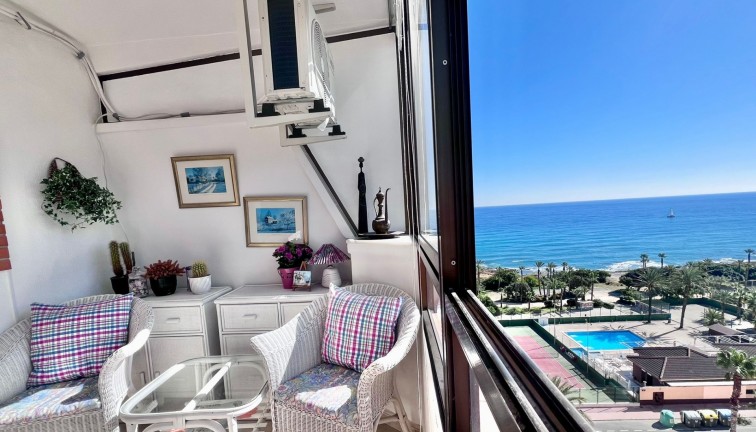 Återförsäljning - Lägenhet - Torrevieja - Cabo cervera