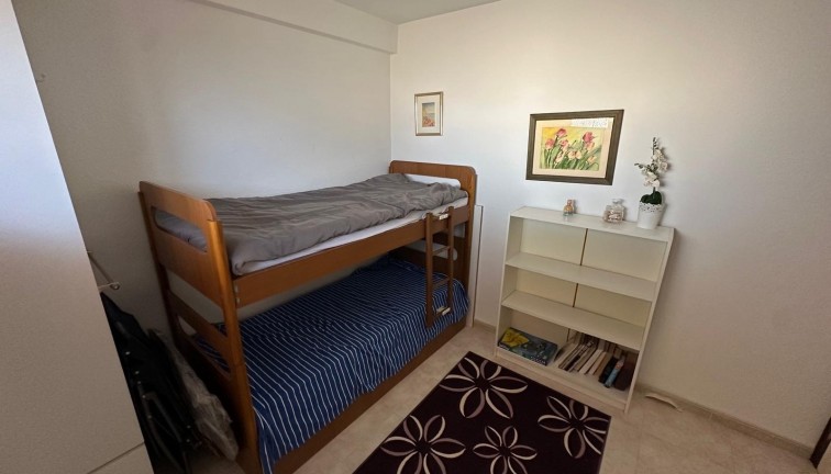 Återförsäljning - Lägenhet - Torrevieja - Cabo cervera