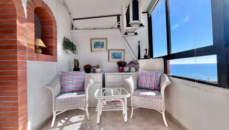 Återförsäljning - Lägenhet - Torrevieja - Cabo cervera