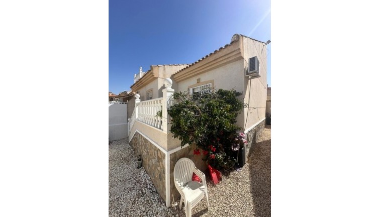 Resale - Semi-Detached - Ciudad quesada