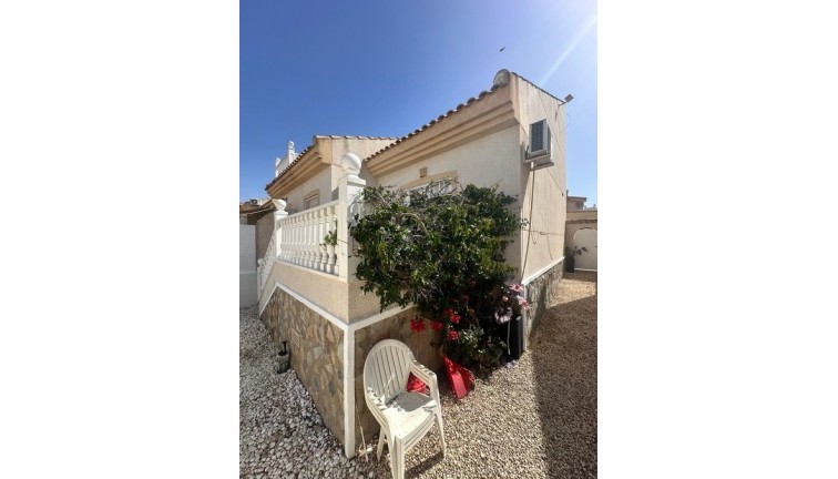 Resale - Semi-Detached - Ciudad quesada