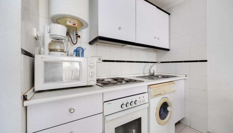 Jälleenmyynti - Asunto - Torrevieja - Acequion