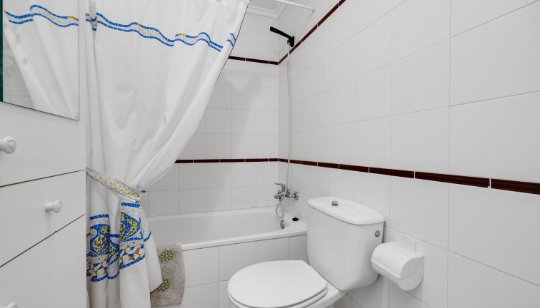 Jälleenmyynti - Asunto - Torrevieja - Acequion