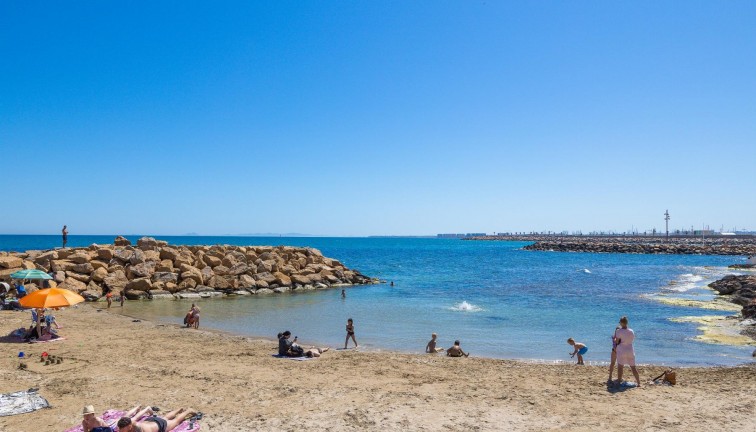 Jälleenmyynti - Asunto - Torrevieja - Playa de los Locos