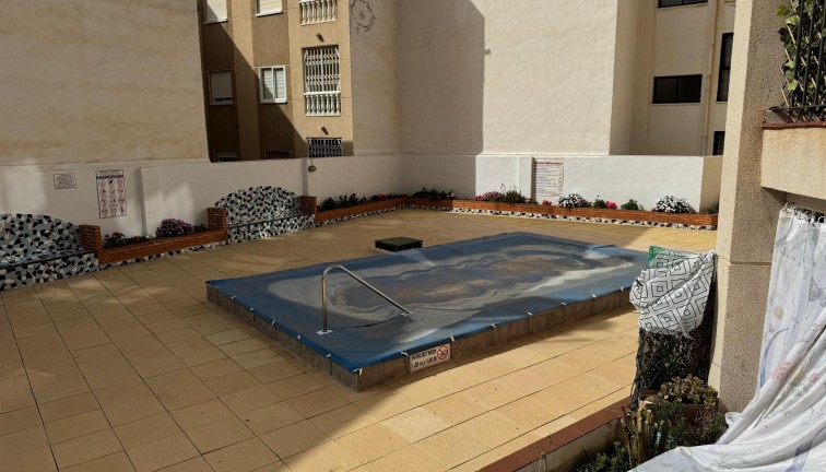 Resale - Studio - Torrevieja - Playa de los Locos