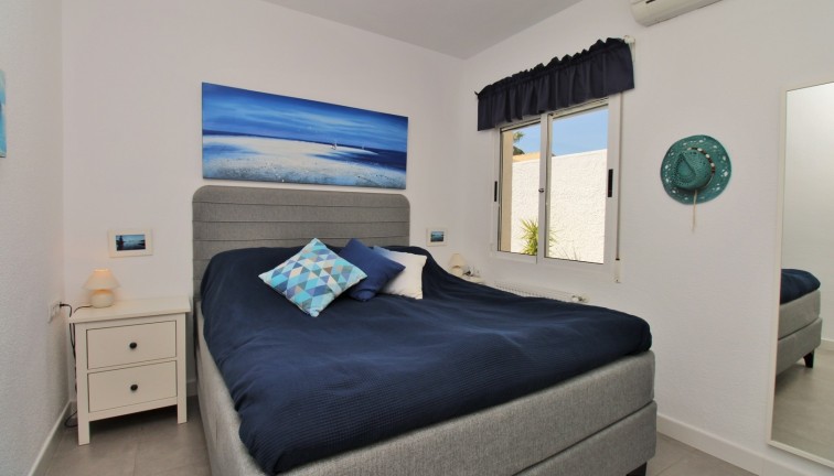 Jälleenmyynti - Erillistalo - Villamartín