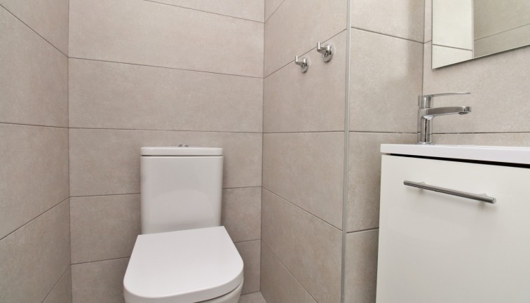 Jälleenmyynti - Erillistalo - Villamartín