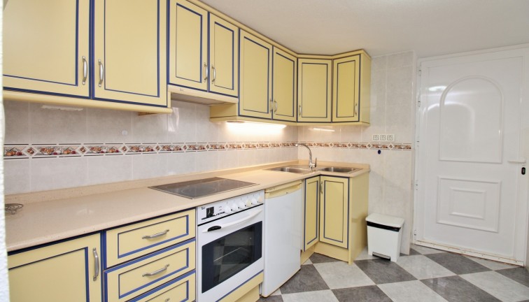 Jälleenmyynti - Erillistalo - Villamartín