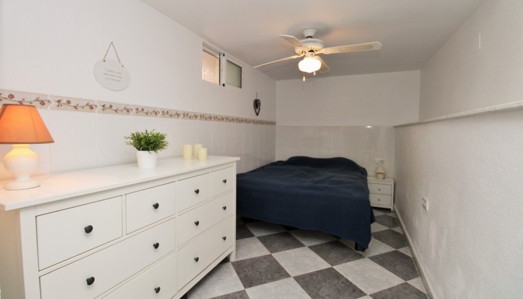 Jälleenmyynti - Erillistalo - Villamartín