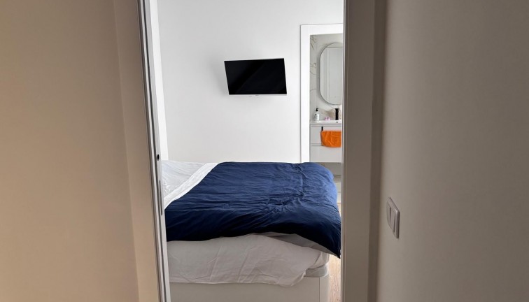 Jälleenmyynti - Paritalo/Rivitalo - Los Montesinos - La Herrada